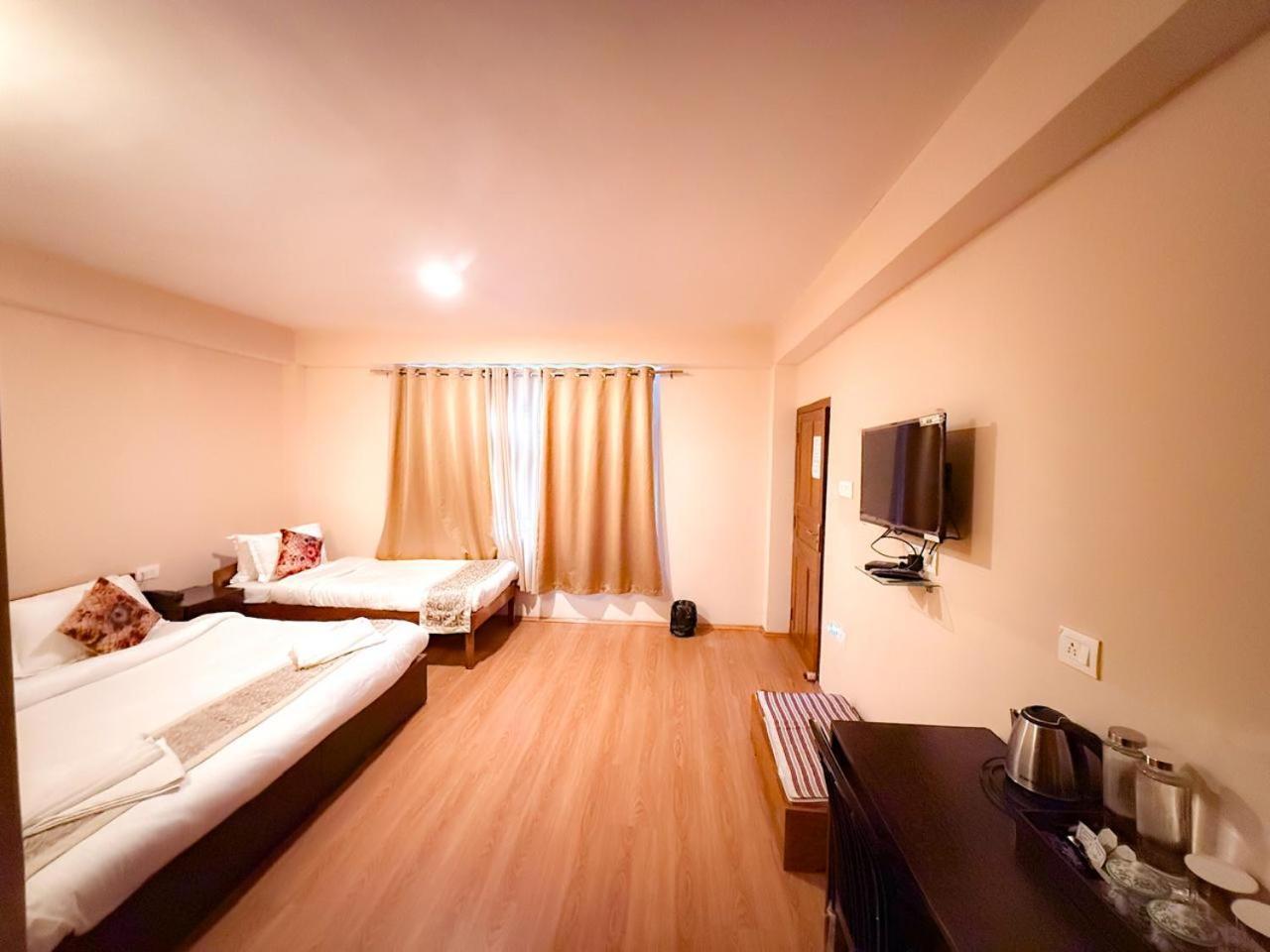 Hotel Shambhala Ґанґток Екстер'єр фото